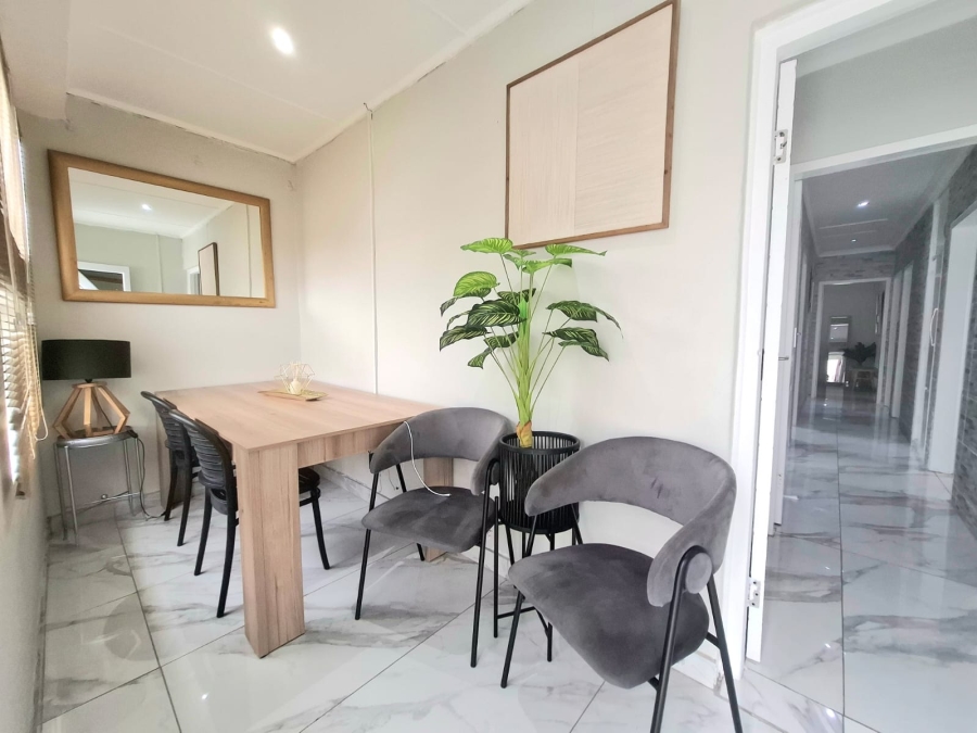 3 Bedroom Property for Sale in Cambridge West Eastern Cape